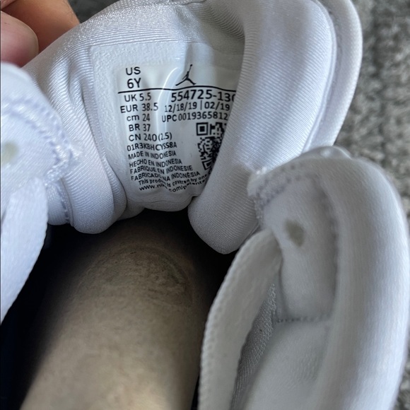 Nike Air Jordan 1 Rose Custom - Picture 2 of 8